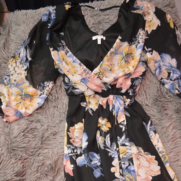 NWOT Floral Dress - Picture 1 of 4
